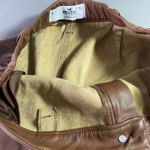 HOLLISTER Shorts Ultra High Rise Faux Leather Front Pockets Fall Womens L Brown - Picture 7 of 8